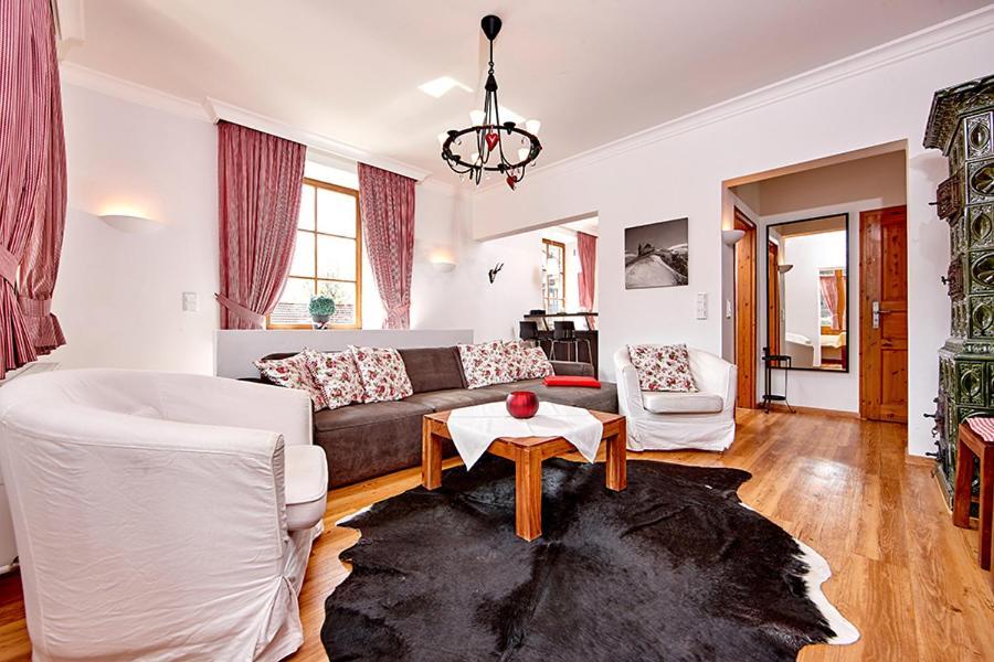 Rosenquarz Apartment
